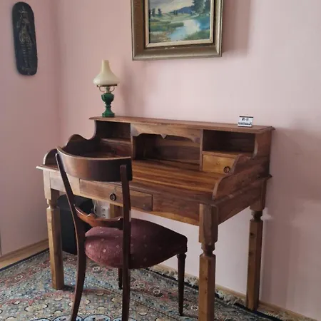 Piano & Guest house 3*