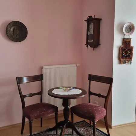 Πανσιόν Piano & 3*