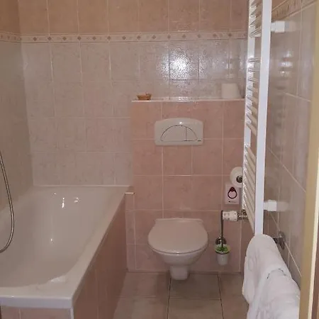 Piano & Guest house 3*